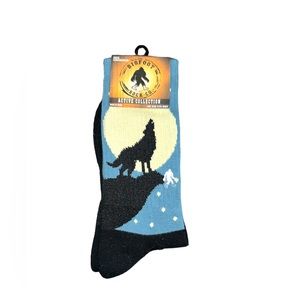 Bigfoot sock co Active howl moon Wolf men’s socks NWT